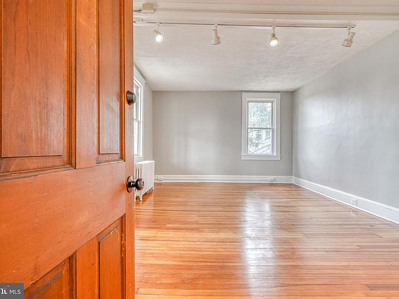 5th image of 6 Cromarty Rd