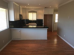 1075 Bristlecone Dr, Wofford Heights, CA 93285