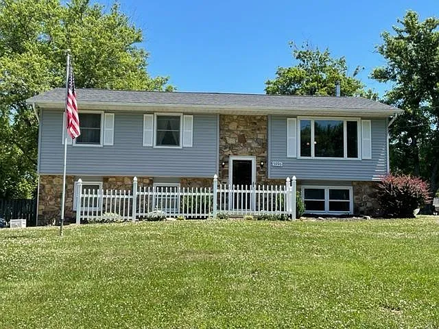 3996 N Killion Ct photo 1