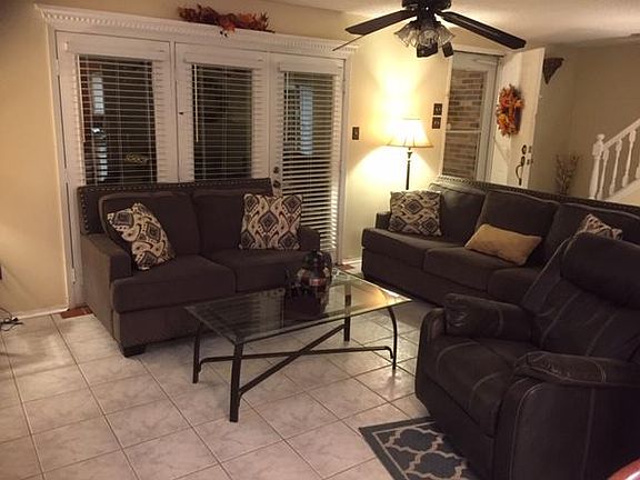 4th image of 200 Lodge Dr