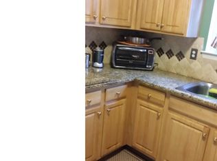 1042 Quail Hunt Dr, Riverdale, GA