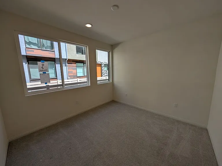 5868 Linden Ave #6 — Photo 12