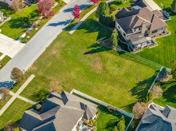 1730 Laurel Ln, Munster, IN 46321