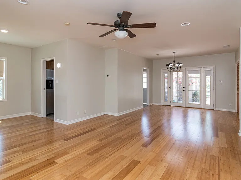 4711 Purdue Ave — Photo 23