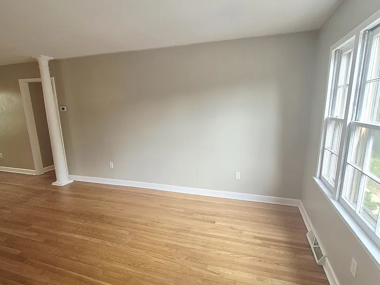 2404 Barracks Ct #1 — Photo 2