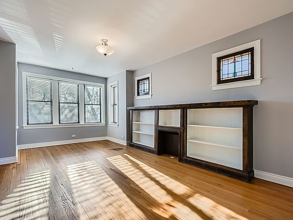 2nd image of 2454 N Washtenaw Ave #2