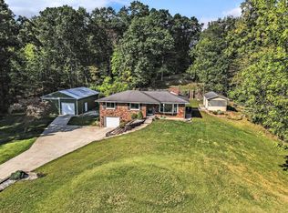 12372 Bidelman Rd, Three Rivers, MI 49093