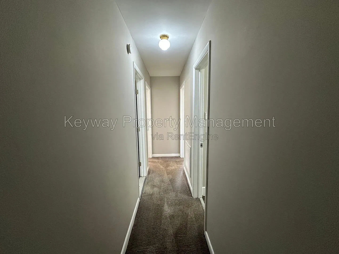 3 bed, 1.5 bath, 1480 sqft, $1,595 — Photo 3