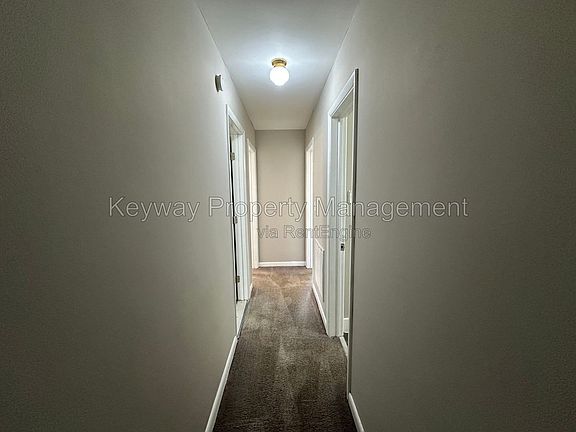 3rd image of 1646 Pendleton Rd