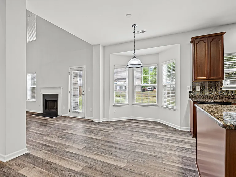 2704 Piersland Dr — Photo 15
