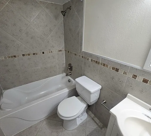 8041 Southgate Blvd #H6 — Photo 37
