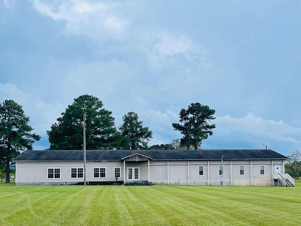 319 Jones St NE, Glennville, GA 30427 Zillow
