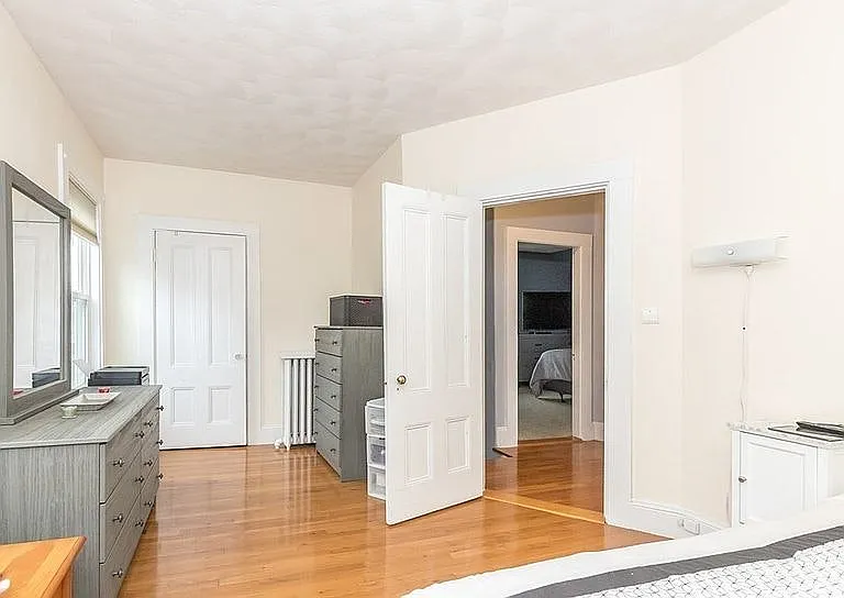 3 Isabella Street — Photo 3