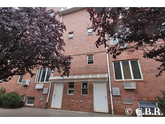 Sold by Coldwell Banker Reliable Real Estate | media 20