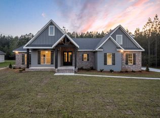 33 Pipestone Pass, Sumrall, MS 39482