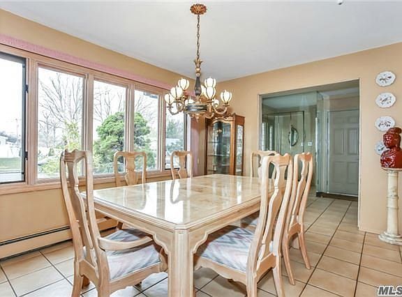 5th image of 5 Black Pine Ct