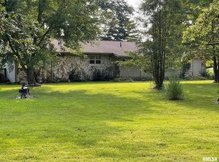 16111 Collins Rd, Johnston City, IL 62951