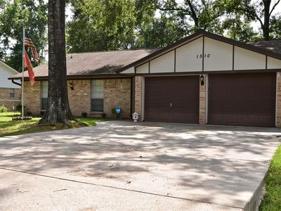 1510 S 3rd St, Conroe, TX, 77301
