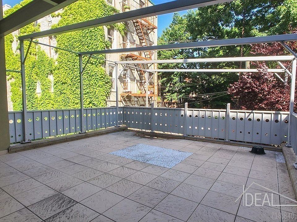 1st image of 367 5th Ave APT 2