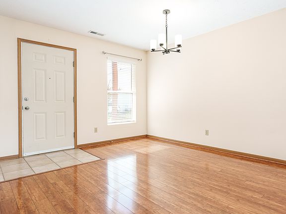 4th image of 5874 Beechwood Dr APT B