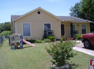 536 J St, San Antonio, TX 78220