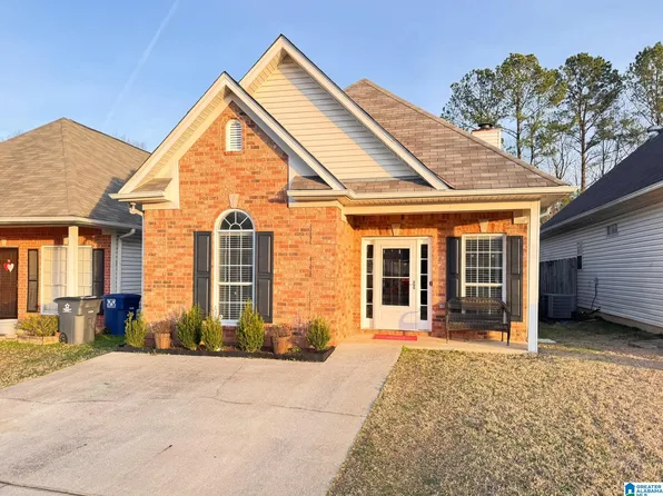 7602 Spencer Ln, Helena, AL 35080