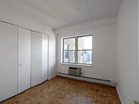 5th image of 301 Elizabeth St Ph D