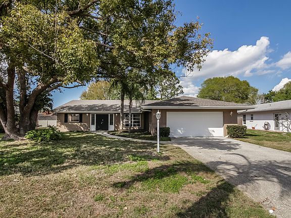 5th image of 913 Ponderosa Pine Ln
