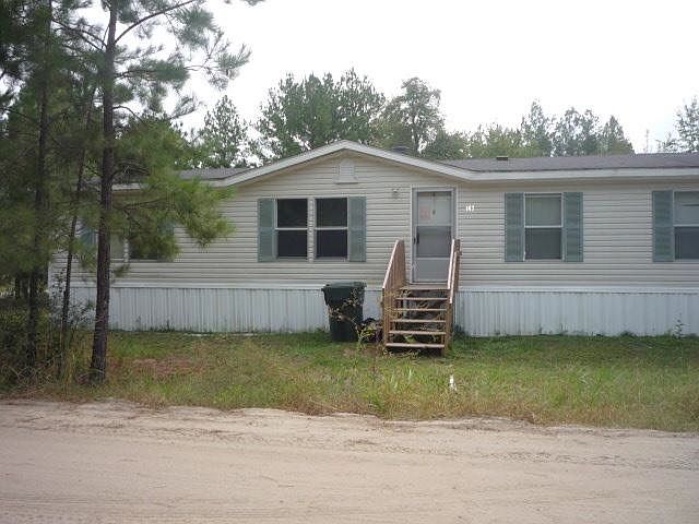 2nd image of 147 Rowe Way NE