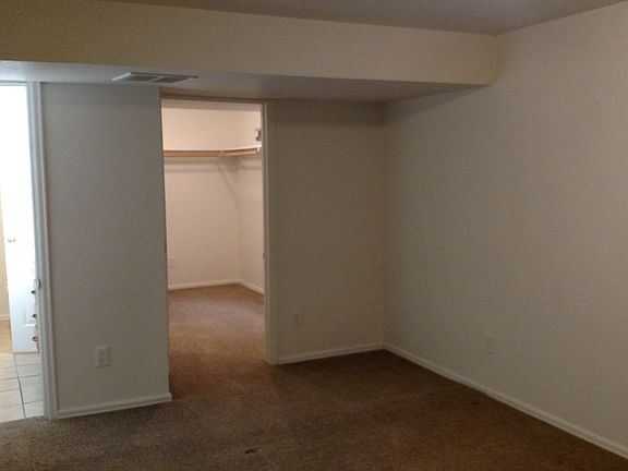 5th image of 10 Pineridge Ct