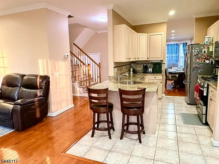 38 Gordon Cir — Photo 7
