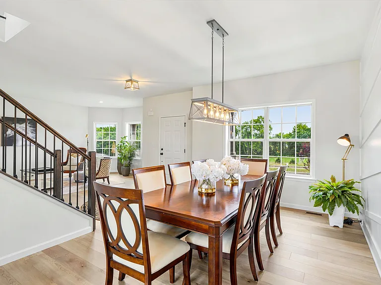 103 Janine Way — Photo 16