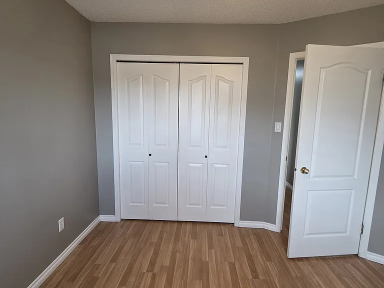 5117 41st Ave — Photo 3