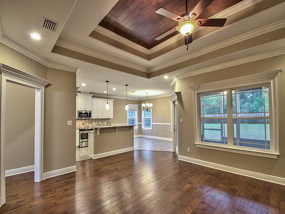 2nd image of 250 Tillis Ln