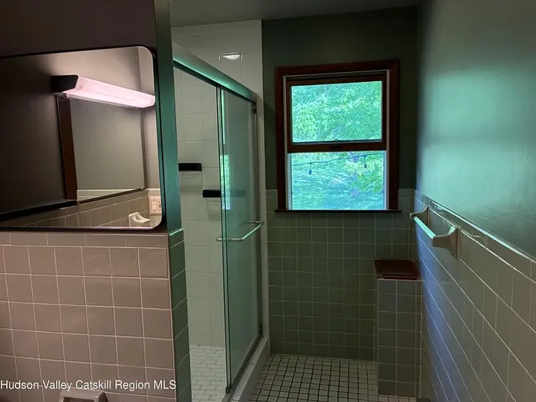50 Pleasantview Dr — Photo 17