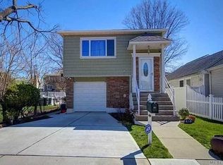 67 Marina Rd, Island Park, NY 11558