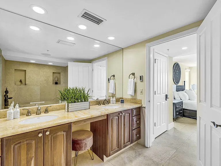 Gulfview Dr — Photo 16