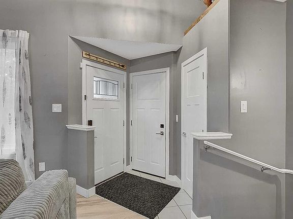 2nd image of 7006 E 115b St