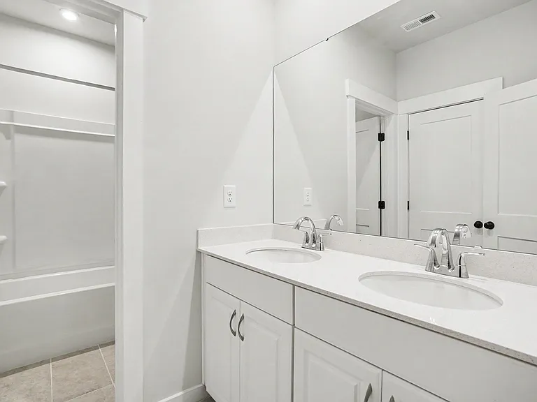 9512 Munsing Dr — Photo 27