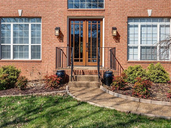 3rd image of 617 Grange Hill Ct