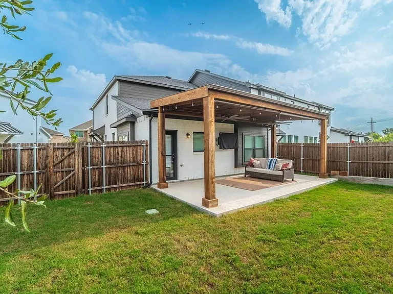 1278 Lamar Dr — Photo 24