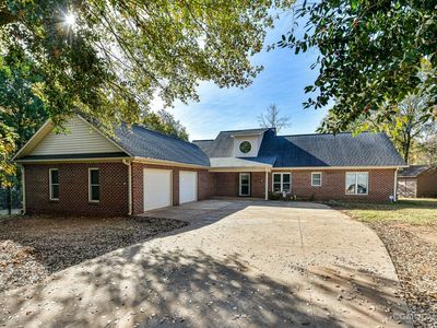 5851 Weddington Rd, Concord, NC, 28027