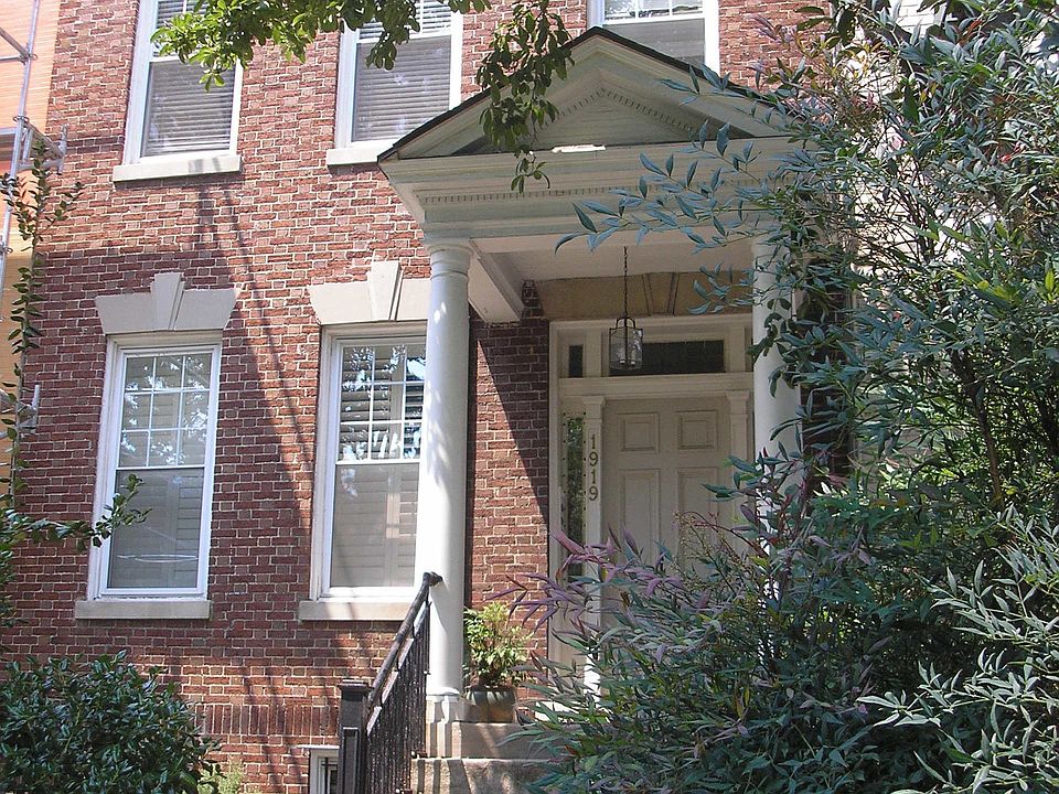 Exterior, 1st Floor unit