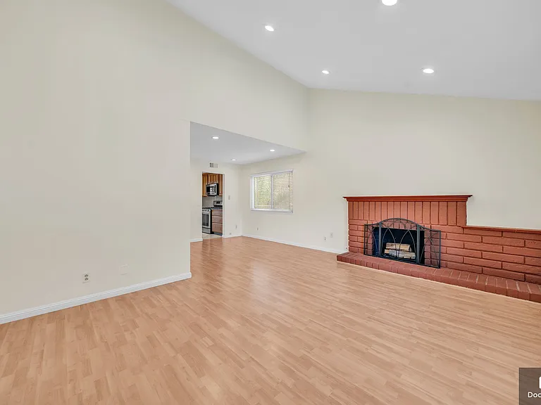 5405 Entrada Cedros — Photo 4