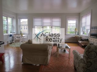 3066 36th St #2F, Astoria, NY 11103