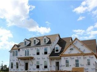 19058 Lancer Cir, Purcellville, VA 20132