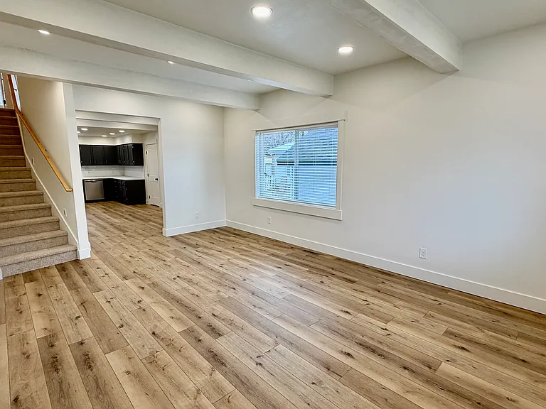 145 N Byron Ave #A — Photo 5