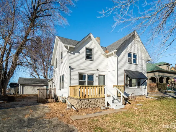 816 S Ottawa St, Earlville, IL 60518