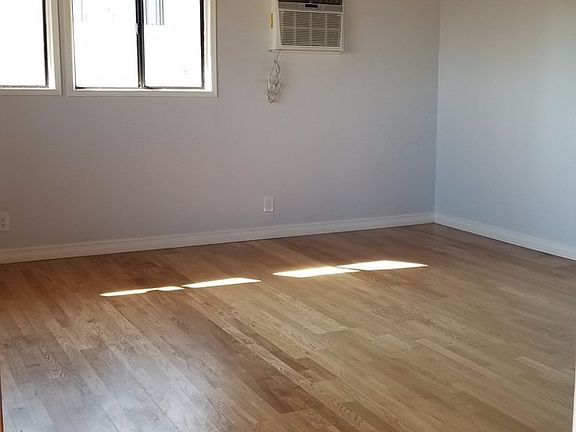 5th image of 1724 State St #17246