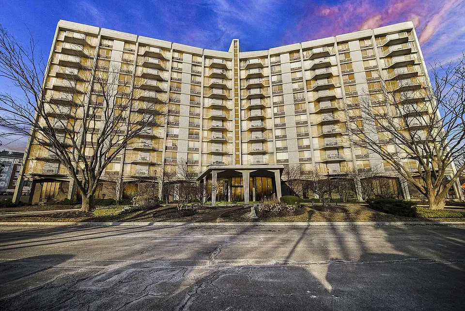 20 N Tower Rd #10E